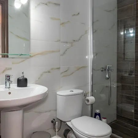 Aigli Luxury Studios Nea Roda Exterior photo