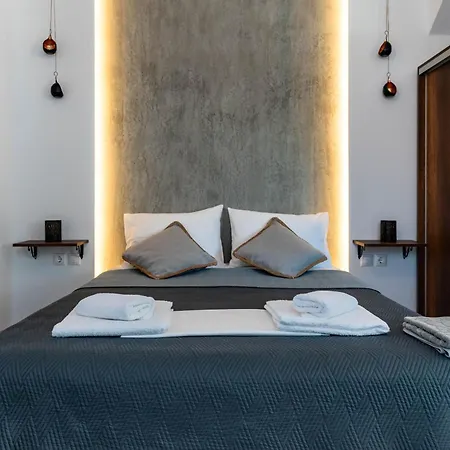 Aigli Luxury Studios Nea Roda Exterior photo