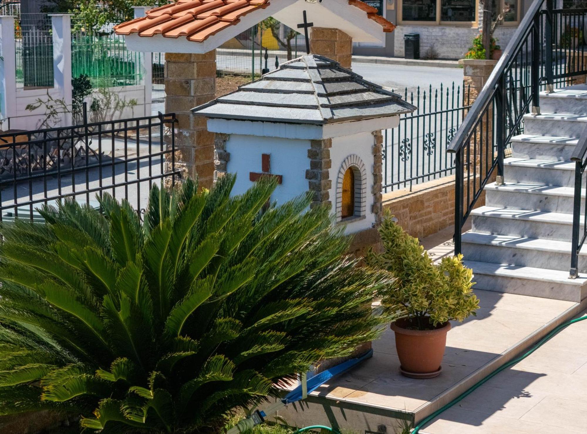 Aigli Luxury